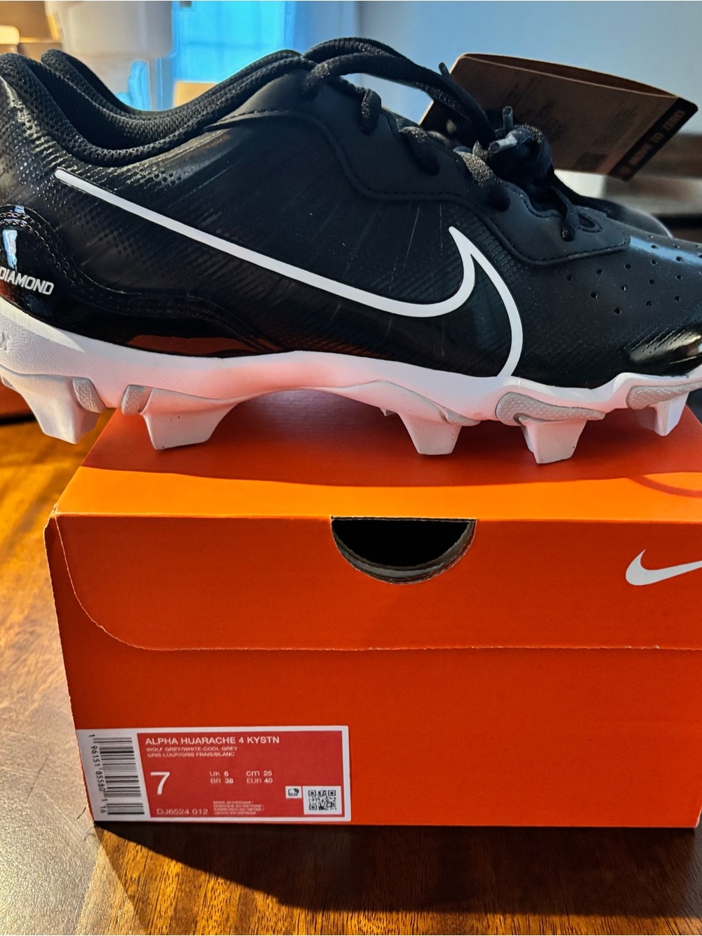 Nike - Picture 5 of 5
